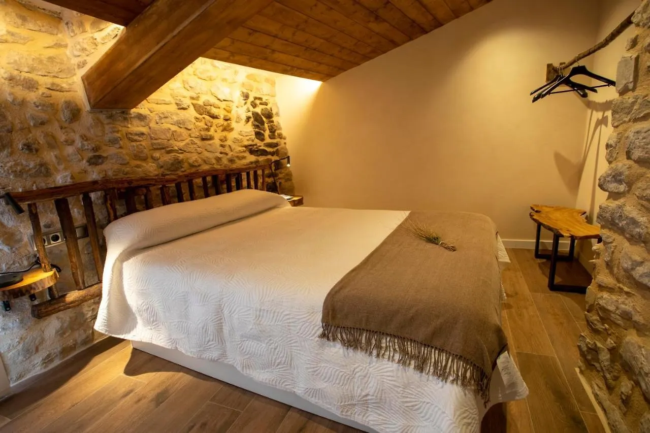 Casa Sanui. Apartaments Turistics Rurals Estorm