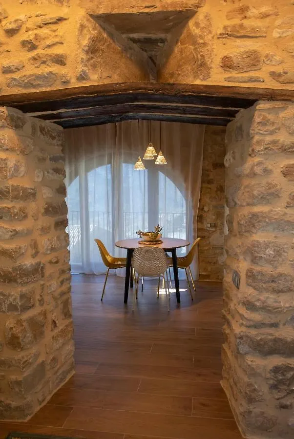 Casa Sanui. Apartaments Turistics Rurals Estorm Apartment
