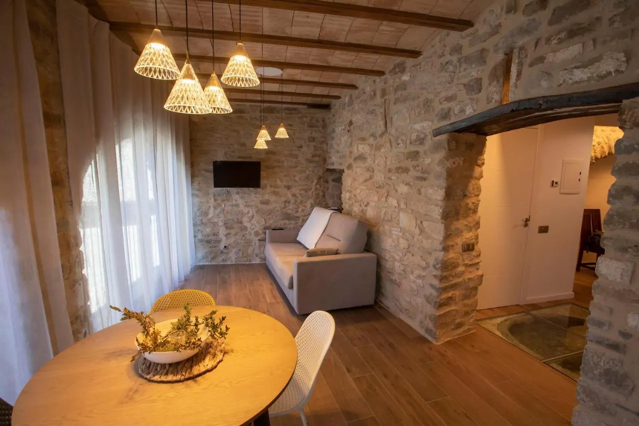 Apartment Casa Sanui. Apartaments Turistics Rurals Estorm Spain