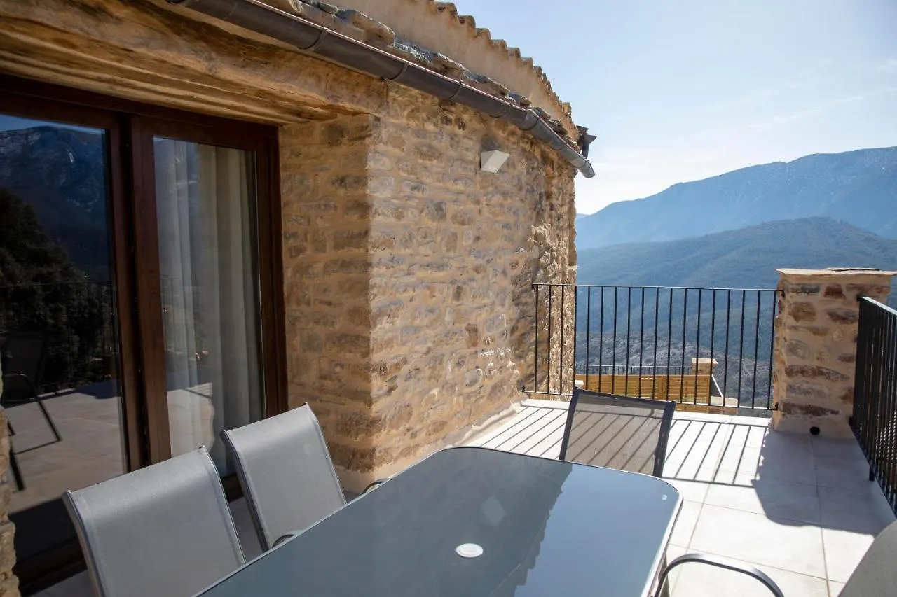 Casa Sanui. Apartaments Turistics Rurals Estorm