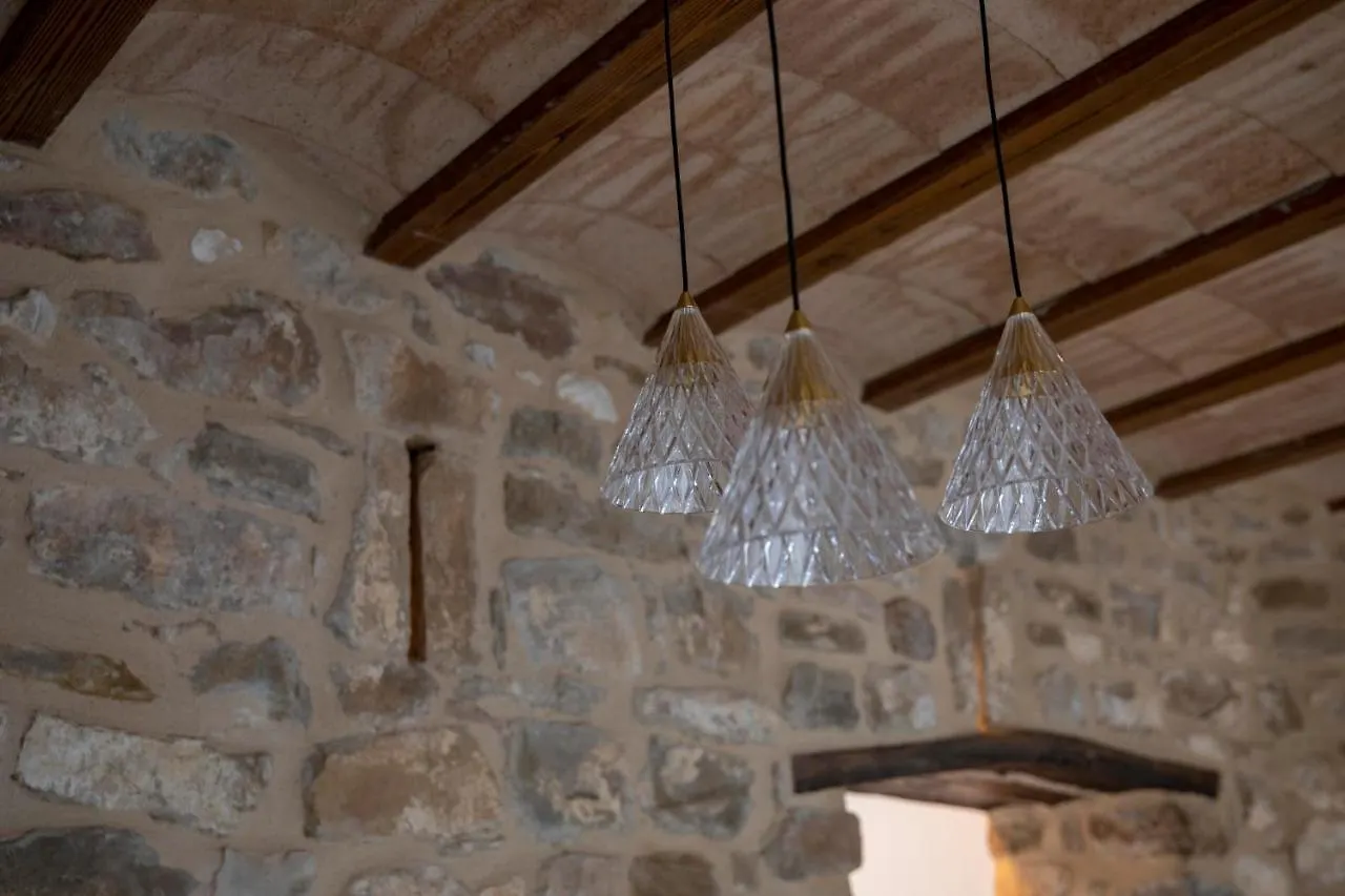Casa Sanui. Apartaments Turistics Rurals Estorm